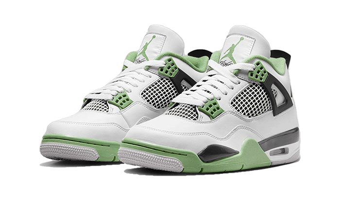 Air Jordan 4 Seafoam Frontside