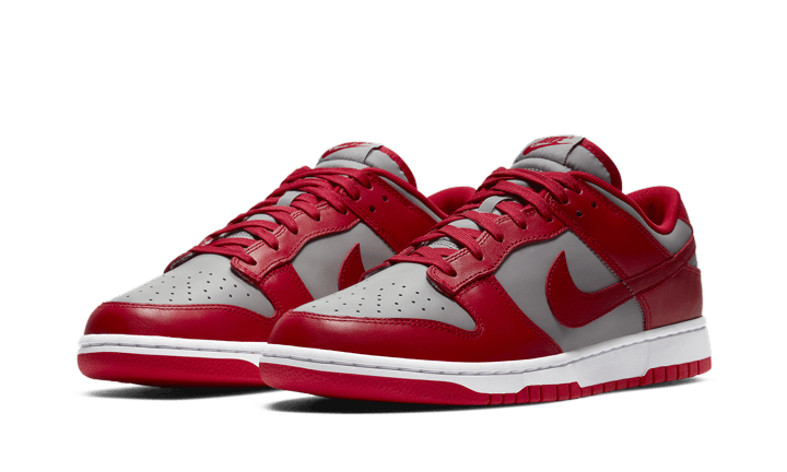 Dunk Low UNLV Frontside